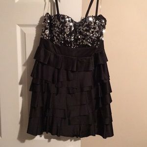 NWT Forever 21 short length dress! 🥂